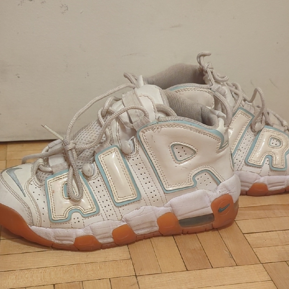 Nike White and Tan Sneakers with Oversized Lettering